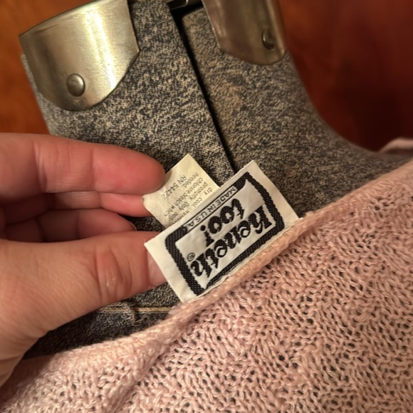 Adorable “Kenneth Too!” Vintage & Lightweight Pink Cable Sweater, size Small - Picture 5 of 5